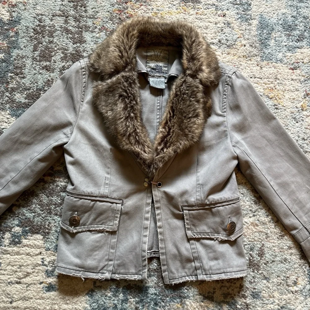 Y2K Faux Fur Collar Jacket - Picture 2 of 8